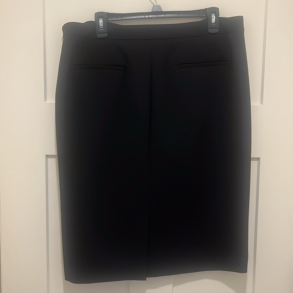 DKNY front closure black skirt - Picture 2 of 8